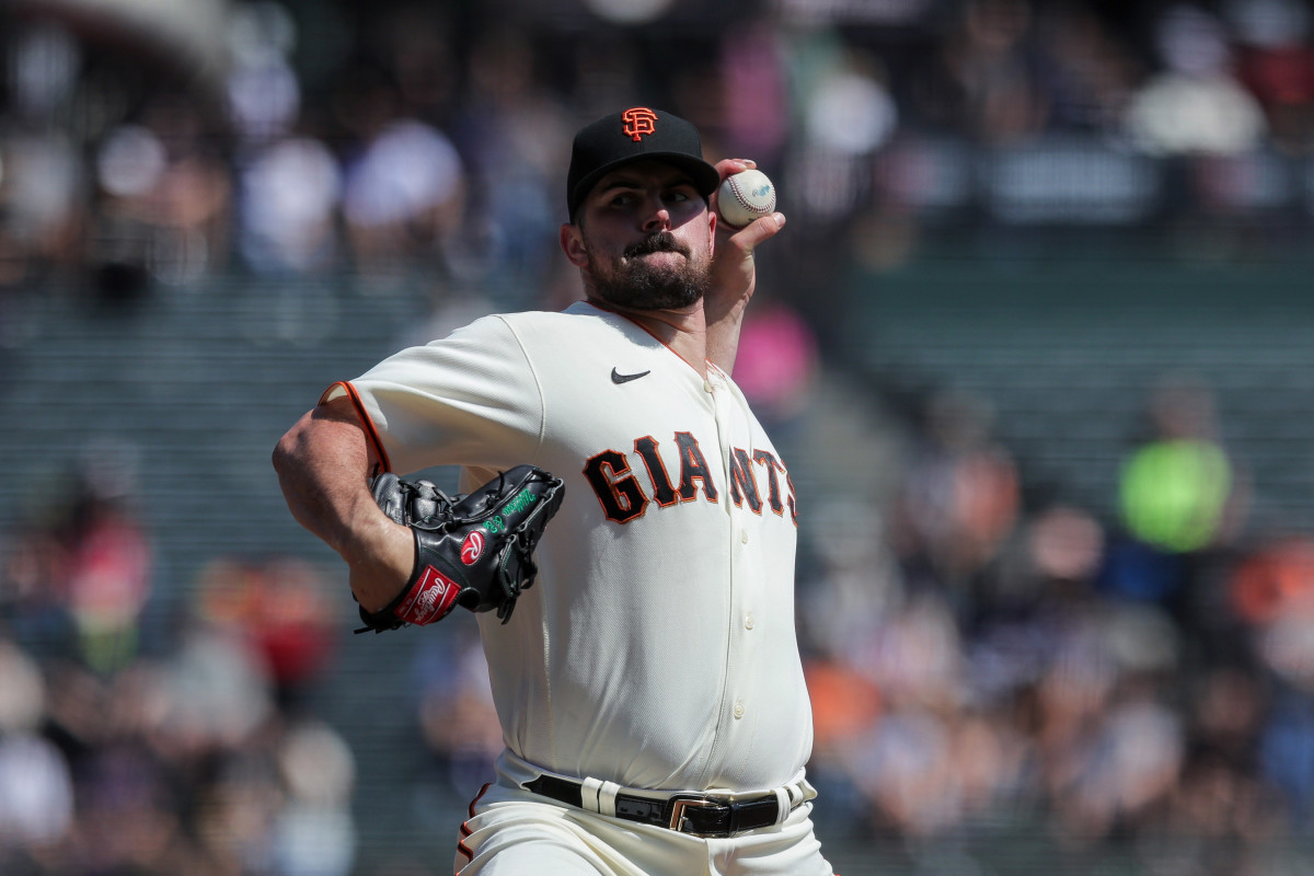 SF Giants ace Carlos Rodon throws a pitch against the Atlanta Braves. (2022)